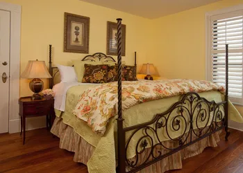 Blue Heron Inn hotel thumbnail 6