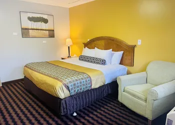 Red Carpet Inn Duncannon hotel thumbnail 3
