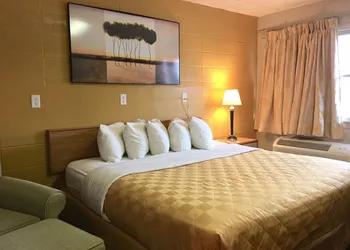 Red Carpet Inn Duncannon hotel thumbnail 5