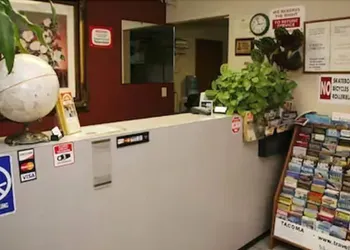 Sunshine Motel hotel thumbnail 5