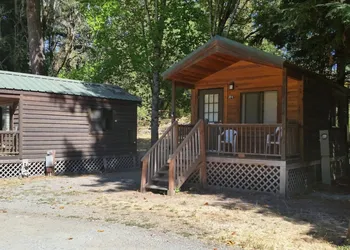 Dean Creek Resort hotel thumbnail 3