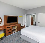 Hampton Inn & Suites Tulsa-Woodland Hills 71st-Memorial hotel detail image 7