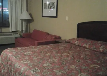 Xenia Country Inn hotel thumbnail 5