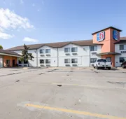 Motel 6 Waterloo, IA hotel detail image 5