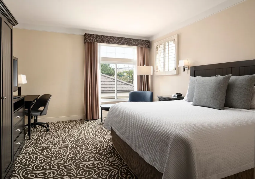 West Inn & Suites hotel detail image 6