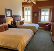 The Common Man Inn & Restaurant hotel detail image 4