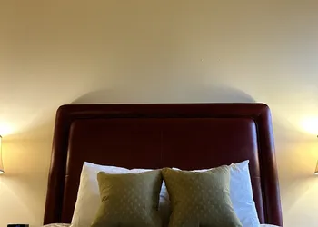 The Common Man Inn & Restaurant hotel thumbnail 7