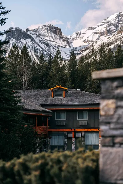 Mountaineer Lodge hotel detail image 2