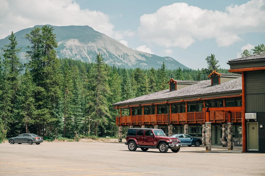Mountaineer Lodge hotel detail image 6