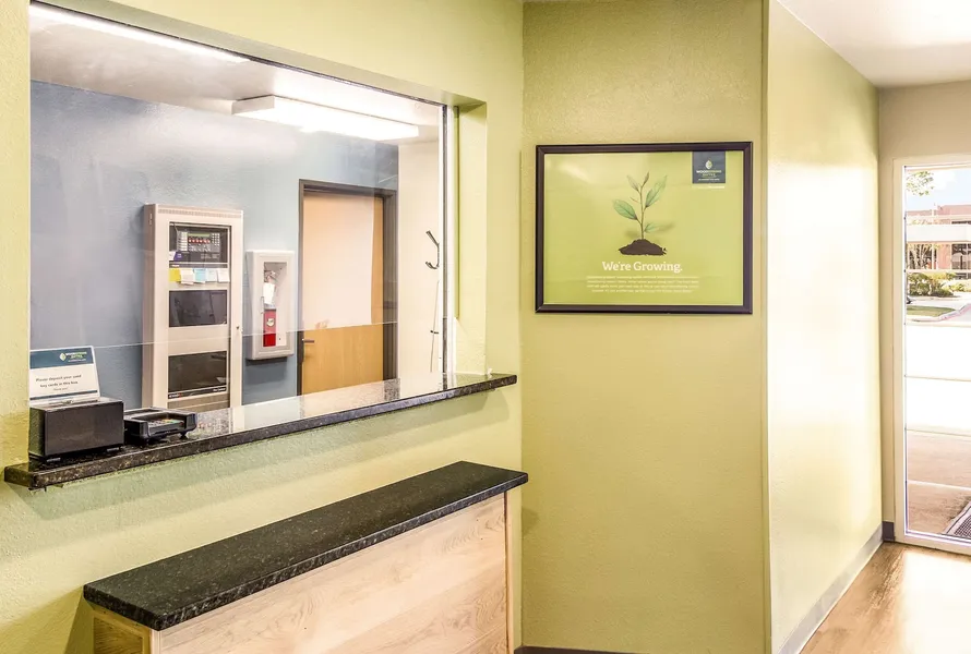 WoodSpring Suites Houston Baytown hotel detail image 6