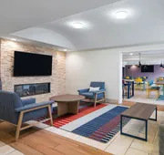 Garner Hotel August West by IHG hotel detail image 7