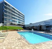 DoubleTree by Hilton Winston Salem - University hotel detail image 3