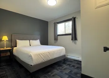 Kokanee Glacier Resort hotel thumbnail 6