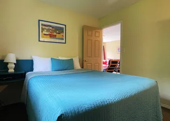 Kokanee Glacier Resort hotel thumbnail 7