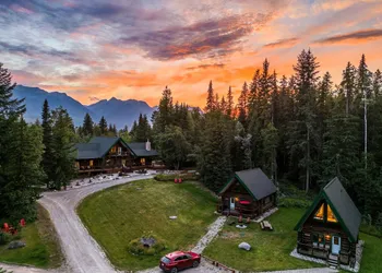 Moberly Lodge hotel thumbnail 3