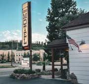 Canyon Motel hotel detail image 3