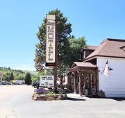 Canyon Motel hotel detail image 4