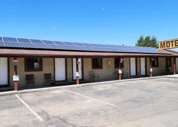 Canyon Motel hotel thumbnail 6