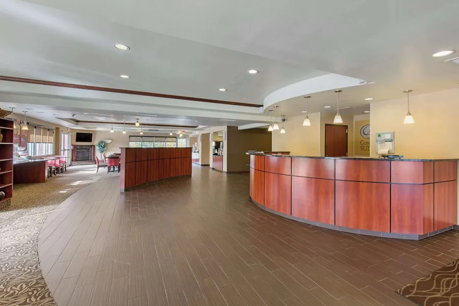 Comfort Suites Seaford hotel detail image 6