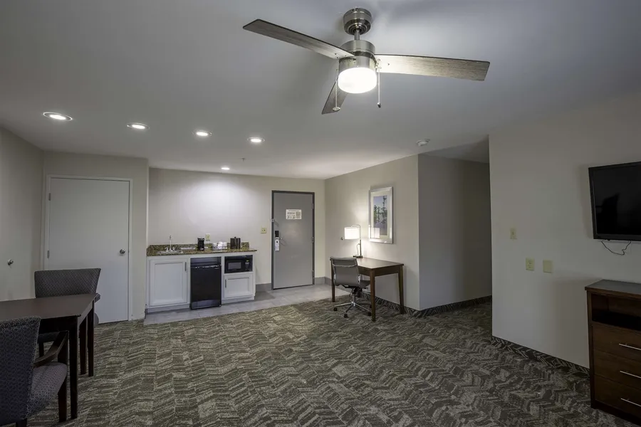 Best Western Plus Vermilion River Inn & Suites hotel detail image 6