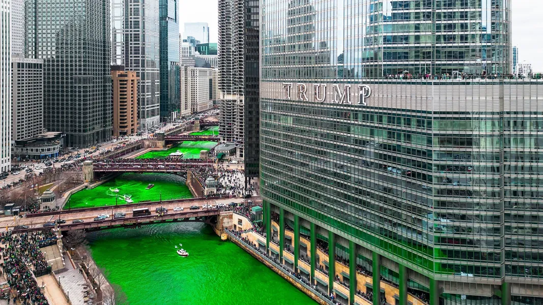 Trump International Hotel & Tower Chicago hotel detail image 2