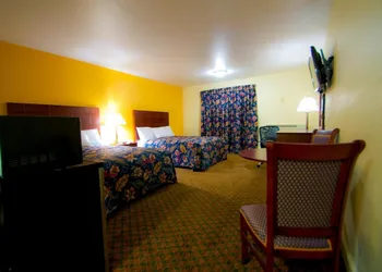 Passport Inn and Suites - Middletown hotel thumbnail 3