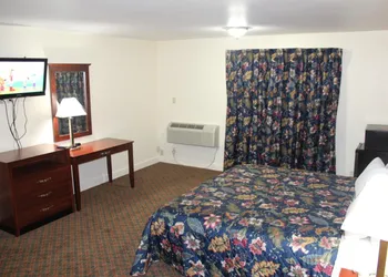 Passport Inn and Suites - Middletown hotel thumbnail 8
