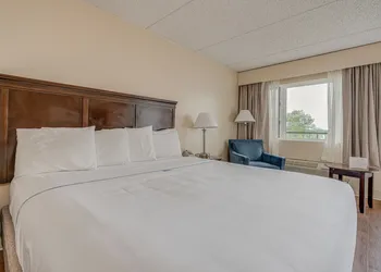 Bonnie Castle Resort & Marina hotel thumbnail 6