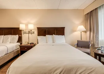 Bonnie Castle Resort & Marina hotel thumbnail 7