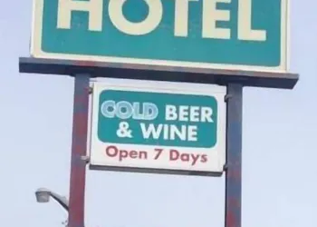 Oasis Hotel hotel thumbnail 2
