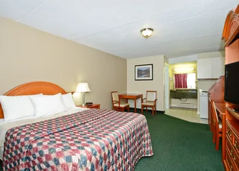 Angus Inn hotel thumbnail 8