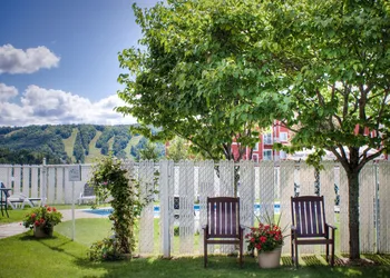 Motel Le JoliBourg hotel thumbnail 2