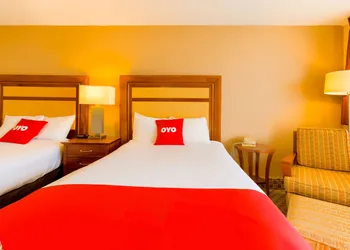 OYO Hotel Lebanon MO I-44 hotel thumbnail 8