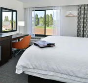 Hampton Inn Portland East hotel detail image 7