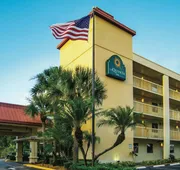 La Quinta Inn by Wyndham West Palm Beach - Florida Turnpike hotel detail image 3