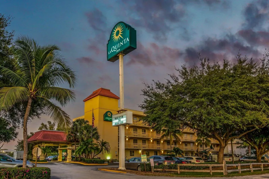 La Quinta Inn by Wyndham West Palm Beach - Florida Turnpike hotel detail image 6