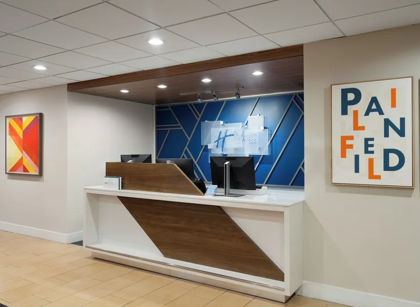Holiday Inn Express Indianapolis Airport by IHG hotel detail image 6