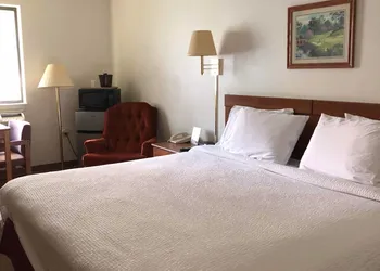 Coronado Motel and RV Park hotel thumbnail 7
