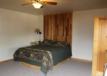 Wagon Wheel Restaurant Bar and Motel hotel thumbnail 7