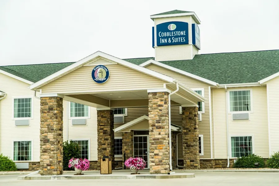 Cobblestone Inn & Suites - Winterset, IA hotel detail image 6