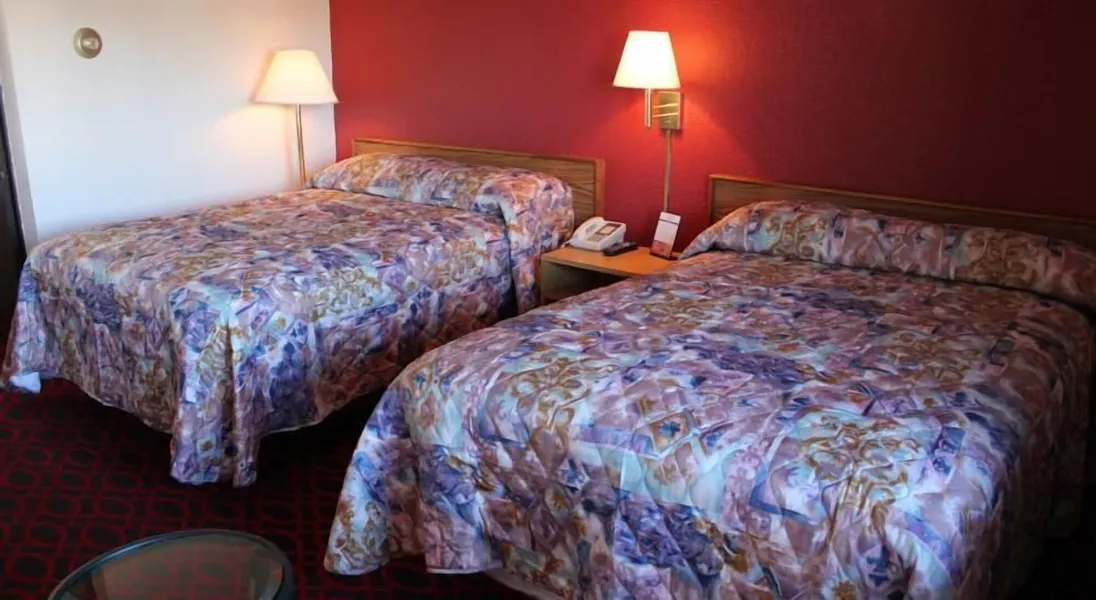 Stone Creek Inn hotel detail image 6
