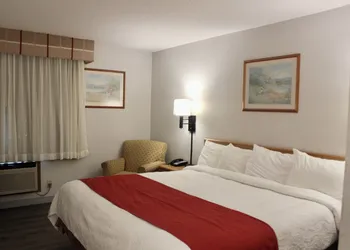 Eastwood Inn hotel thumbnail 8