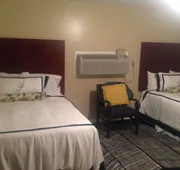 Pleasure Point Inn & Suites hotel detail image 4