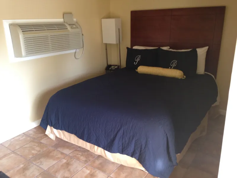 Pleasure Point Inn & Suites hotel detail image 6