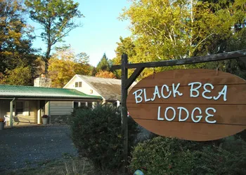 Black Bear Lodge hotel thumbnail 3