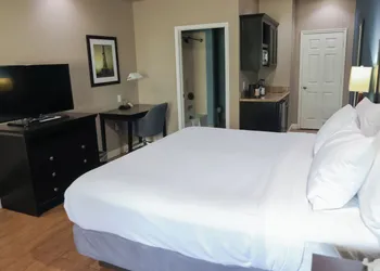 Black Gold Inn hotel thumbnail 6