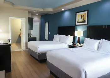 Black Gold Inn hotel thumbnail 7