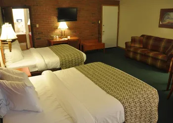 Fort Davidson Hotel hotel thumbnail 7