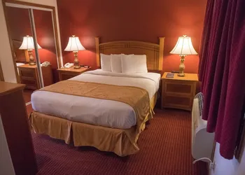 Shepherd Mountain Inn hotel thumbnail 6
