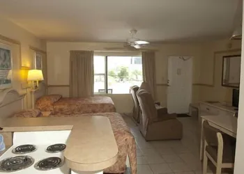 Sand Castle Motel hotel thumbnail 7